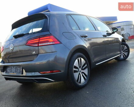 Серый Фольксваген e-Golf, объемом двигателя 0 л и пробегом 91 тыс. км за 13250 $, фото 34 на Automoto.ua