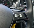 Серый Фольксваген e-Golf, объемом двигателя 0 л и пробегом 33 тыс. км за 16400 $, фото 26 на Automoto.ua