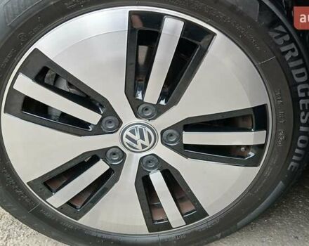 Сірий Фольксваген e-Golf, об'ємом двигуна 0 л та пробігом 29 тис. км за 16000 $, фото 8 на Automoto.ua