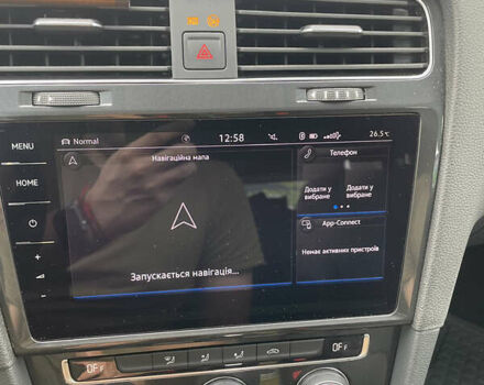 Сірий Фольксваген e-Golf, об'ємом двигуна 0 л та пробігом 35 тис. км за 16000 $, фото 11 на Automoto.ua