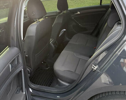 Серый Фольксваген e-Golf, объемом двигателя 0 л и пробегом 73 тыс. км за 14300 $, фото 17 на Automoto.ua