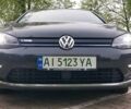 Серый Фольксваген e-Golf, объемом двигателя 0 л и пробегом 95 тыс. км за 14500 $, фото 11 на Automoto.ua