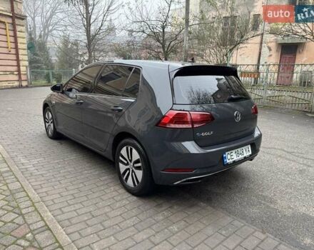Серый Фольксваген e-Golf, объемом двигателя 0 л и пробегом 40 тыс. км за 15300 $, фото 7 на Automoto.ua