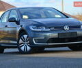 Серый Фольксваген e-Golf, объемом двигателя 0 л и пробегом 91 тыс. км за 13250 $, фото 24 на Automoto.ua