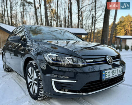 Серый Фольксваген e-Golf, объемом двигателя 0 л и пробегом 49 тыс. км за 14500 $, фото 6 на Automoto.ua