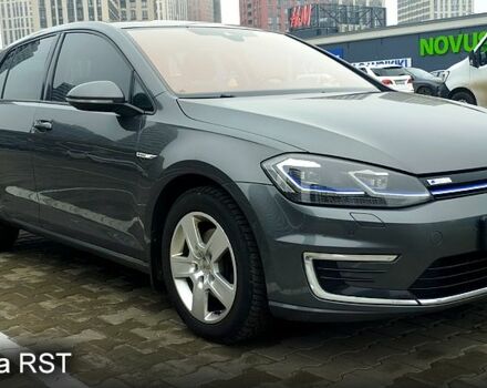 Серый Фольксваген e-Golf, объемом двигателя 0 л и пробегом 0 тыс. км за 15200 $, фото 7 на Automoto.ua