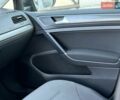 Серый Фольксваген e-Golf, объемом двигателя 0 л и пробегом 74 тыс. км за 12200 $, фото 27 на Automoto.ua