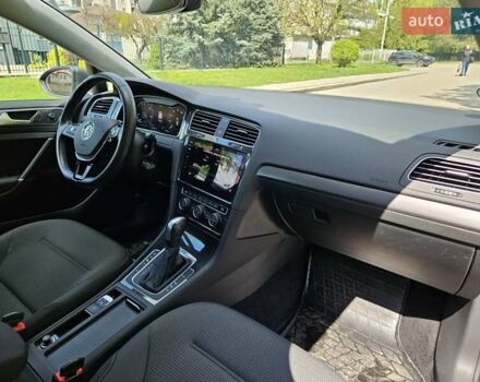 Сірий Фольксваген e-Golf, об'ємом двигуна 0 л та пробігом 41 тис. км за 15800 $, фото 4 на Automoto.ua