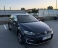 Серый Фольксваген e-Golf, объемом двигателя 0 л и пробегом 83 тыс. км за 13500 $, фото 2 на Automoto.ua