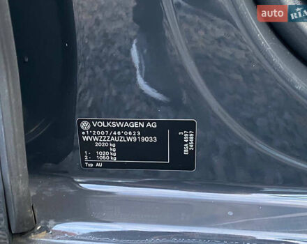Серый Фольксваген e-Golf, объемом двигателя 0 л и пробегом 157 тыс. км за 12499 $, фото 69 на Automoto.ua