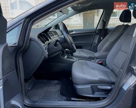 Сірий Фольксваген e-Golf, об'ємом двигуна 0 л та пробігом 62 тис. км за 13700 $, фото 26 на Automoto.ua