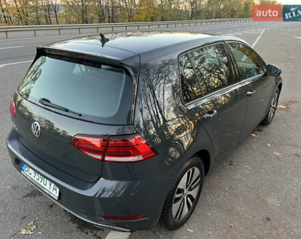 Серый Фольксваген e-Golf, объемом двигателя 0 л и пробегом 69 тыс. км за 12950 $, фото 11 на Automoto.ua