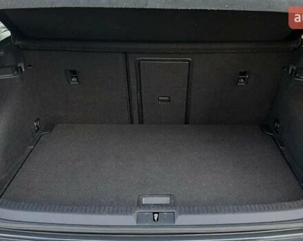 Серый Фольксваген e-Golf, объемом двигателя 0 л и пробегом 140 тыс. км за 12300 $, фото 22 на Automoto.ua