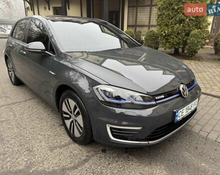 Серый Фольксваген e-Golf, объемом двигателя 0 л и пробегом 40 тыс. км за 15300 $, фото 16 на Automoto.ua