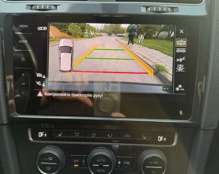 Серый Фольксваген e-Golf, объемом двигателя 0 л и пробегом 73 тыс. км за 14300 $, фото 13 на Automoto.ua