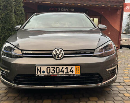Серый Фольксваген e-Golf, объемом двигателя 0 л и пробегом 145 тыс. км за 12900 $, фото 7 на Automoto.ua