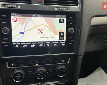 Серый Фольксваген e-Golf, объемом двигателя 0 л и пробегом 145 тыс. км за 12900 $, фото 51 на Automoto.ua