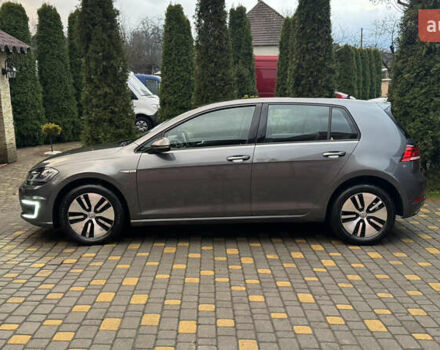 Серый Фольксваген e-Golf, объемом двигателя 0 л и пробегом 145 тыс. км за 12900 $, фото 54 на Automoto.ua