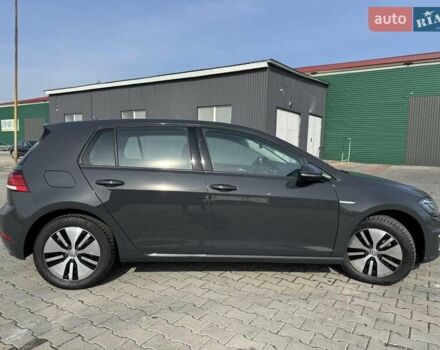 Сірий Фольксваген e-Golf, об'ємом двигуна 0 л та пробігом 26 тис. км за 16706 $, фото 20 на Automoto.ua