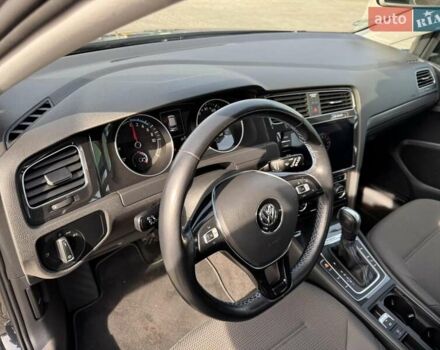 Сірий Фольксваген e-Golf, об'ємом двигуна 0 л та пробігом 26 тис. км за 16706 $, фото 9 на Automoto.ua