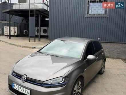 Серый Фольксваген e-Golf, объемом двигателя 0 л и пробегом 116 тыс. км за 9300 $, фото 1 на Automoto.ua
