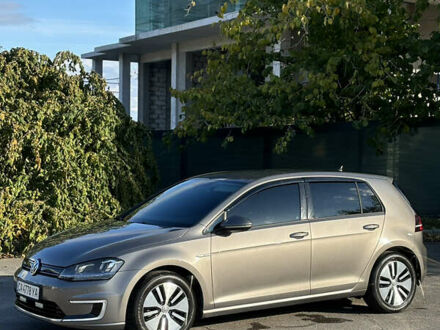 Сірий Фольксваген e-Golf, об'ємом двигуна 0 л та пробігом 122 тис. км за 8500 $, фото 1 на Automoto.ua