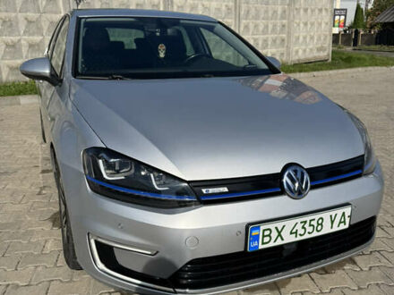 Фольксваген e-Golf 2014 в Хмельницком на Automoto.ua Серый Фольксваген e-Golf, объемом двигателя 0 л и пробегом 167 тыс. км за 8700 $, фото 1 на Automoto.ua