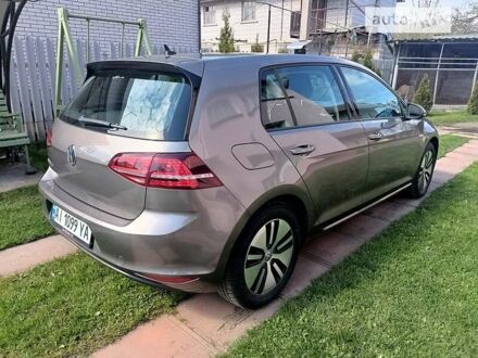Фольксваген e-Golf 2014 в Киеве на Automoto.ua Серый Фольксваген e-Golf, объемом двигателя 0 л и пробегом 63 тыс. км за 14500 $, фото 1 на Automoto.ua