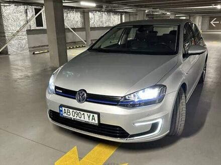 Фольксваген e-Golf 2014 в Виннице на Automoto.ua Серый Фольксваген e-Golf, объемом двигателя 0 л и пробегом 98 тыс. км за 14000 $, фото 1 на Automoto.ua