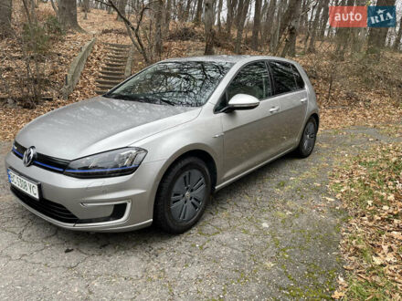 Серый Фольксваген e-Golf, объемом двигателя 0 л и пробегом 93 тыс. км за 9600 $, фото 1 на Automoto.ua