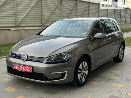Сірий Фольксваген e-Golf, об'ємом двигуна 0 л та пробігом 105 тис. км за 9333 $, фото 1 на Automoto.ua