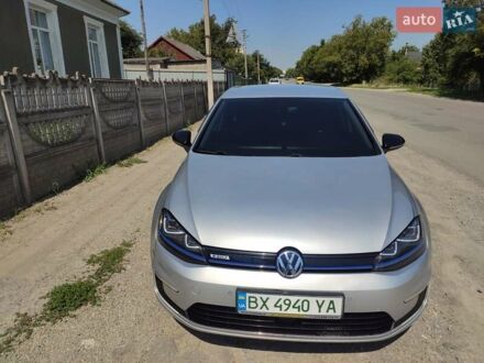 Серый Фольксваген e-Golf, объемом двигателя 0 л и пробегом 140 тыс. км за 8000 $, фото 1 на Automoto.ua