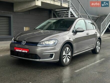Серый Фольксваген e-Golf, объемом двигателя 0 л и пробегом 29 тыс. км за 12500 $, фото 1 на Automoto.ua
