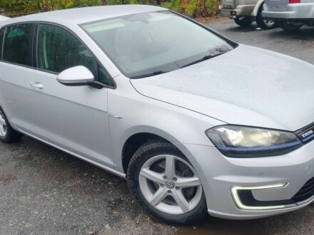 Серый Фольксваген e-Golf, объемом двигателя 0 л и пробегом 137 тыс. км за 9400 $, фото 1 на Automoto.ua