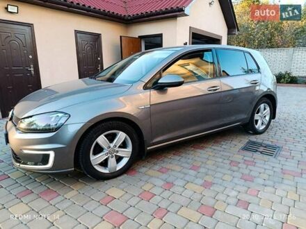Серый Фольксваген e-Golf, объемом двигателя 0 л и пробегом 136 тыс. км за 7750 $, фото 1 на Automoto.ua