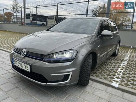 Серый Фольксваген e-Golf, объемом двигателя 0 л и пробегом 169 тыс. км за 7400 $, фото 1 на Automoto.ua