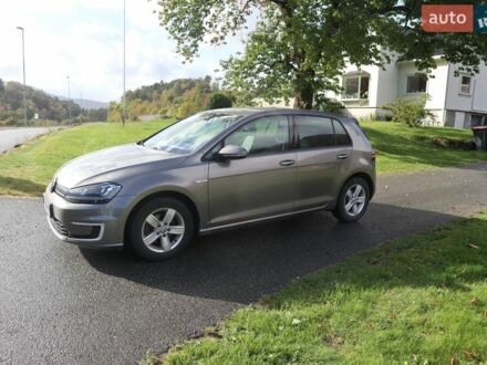 Сірий Фольксваген e-Golf, об'ємом двигуна 0 л та пробігом 147 тис. км за 9500 $, фото 1 на Automoto.ua