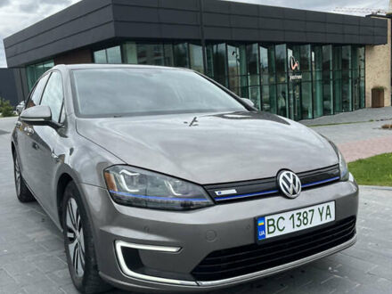 Серый Фольксваген e-Golf, объемом двигателя 0 л и пробегом 123 тыс. км за 9300 $, фото 1 на Automoto.ua