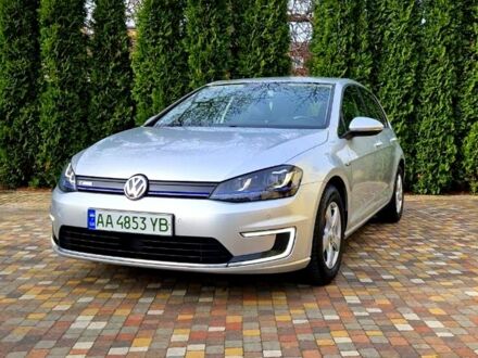 Серый Фольксваген e-Golf, объемом двигателя 0 л и пробегом 107 тыс. км за 11500 $, фото 1 на Automoto.ua