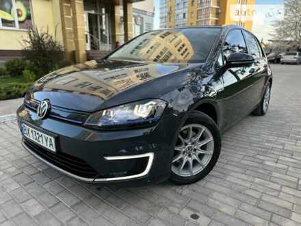 Сірий Фольксваген e-Golf, об'ємом двигуна 0 л та пробігом 130 тис. км за 11750 $, фото 1 на Automoto.ua