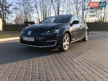 Фольксваген e-Golf 2015 у Рівному на Automoto.ua Сірий Фольксваген e-Golf, об'ємом двигуна 0 л та пробігом 106 тис. км за 7800 $, фото 1 на Automoto.ua