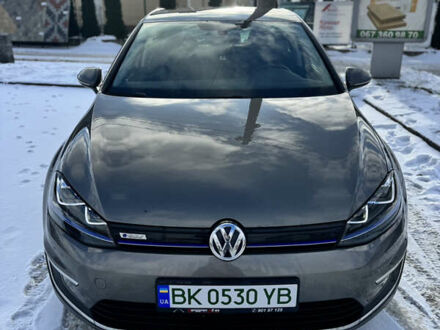 Сірий Фольксваген e-Golf, об'ємом двигуна 0 л та пробігом 128 тис. км за 8500 $, фото 1 на Automoto.ua