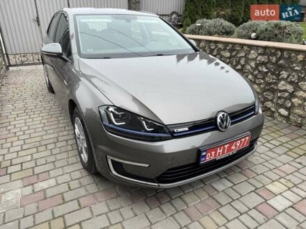 Серый Фольксваген e-Golf, объемом двигателя 0 л и пробегом 90 тыс. км за 8000 $, фото 1 на Automoto.ua