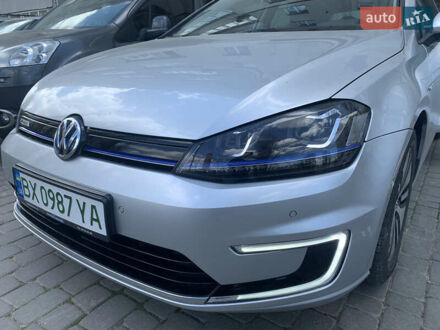 Серый Фольксваген e-Golf, объемом двигателя 0 л и пробегом 113 тыс. км за 11400 $, фото 1 на Automoto.ua