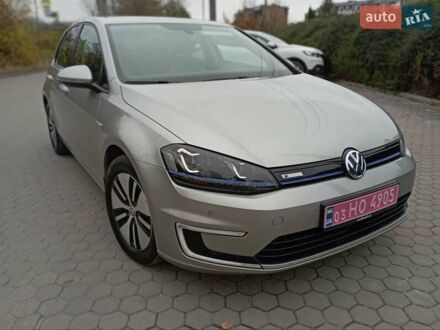 Серый Фольксваген e-Golf, объемом двигателя 0 л и пробегом 162 тыс. км за 8499 $, фото 1 на Automoto.ua