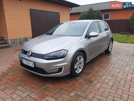 Серый Фольксваген e-Golf, объемом двигателя 0 л и пробегом 91 тыс. км за 10500 $, фото 1 на Automoto.ua