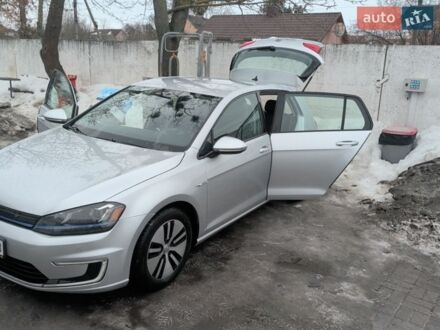 Серый Фольксваген e-Golf, объемом двигателя 0 л и пробегом 130 тыс. км за 9700 $, фото 1 на Automoto.ua