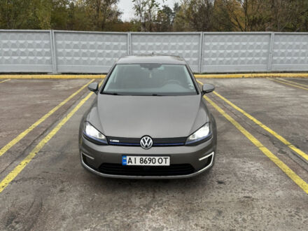 Серый Фольксваген e-Golf, объемом двигателя 0 л и пробегом 180 тыс. км за 8300 $, фото 1 на Automoto.ua