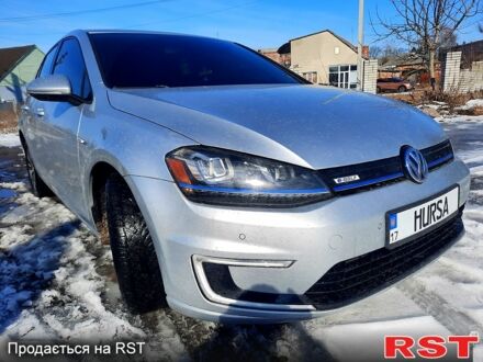 Серый Фольксваген e-Golf, объемом двигателя 85 л и пробегом 16800 тыс. км за 7500 $, фото 1 на Automoto.ua