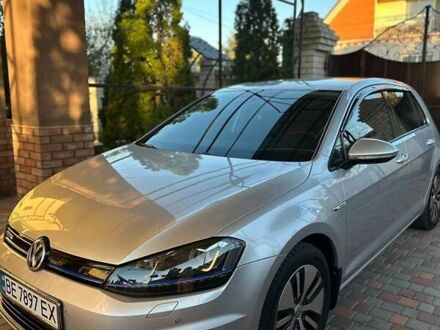 Фольксваген e-Golf 2016 у Миколаєві на Automoto.ua Сірий Фольксваген e-Golf, об'ємом двигуна 0 л та пробігом 39 тис. км за 12000 $, фото 1 на Automoto.ua